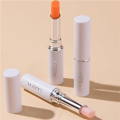 Bálsamo labial de color cambiante