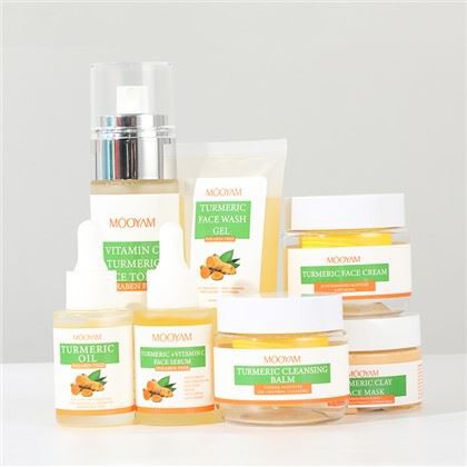 Set de cuidado de la piel con cúrcuma